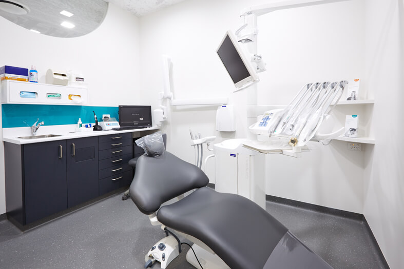 Smile Dental Clinics design 11