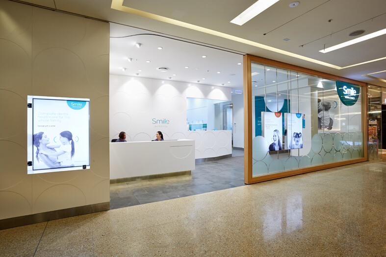 Smile Dental Clinics design 53