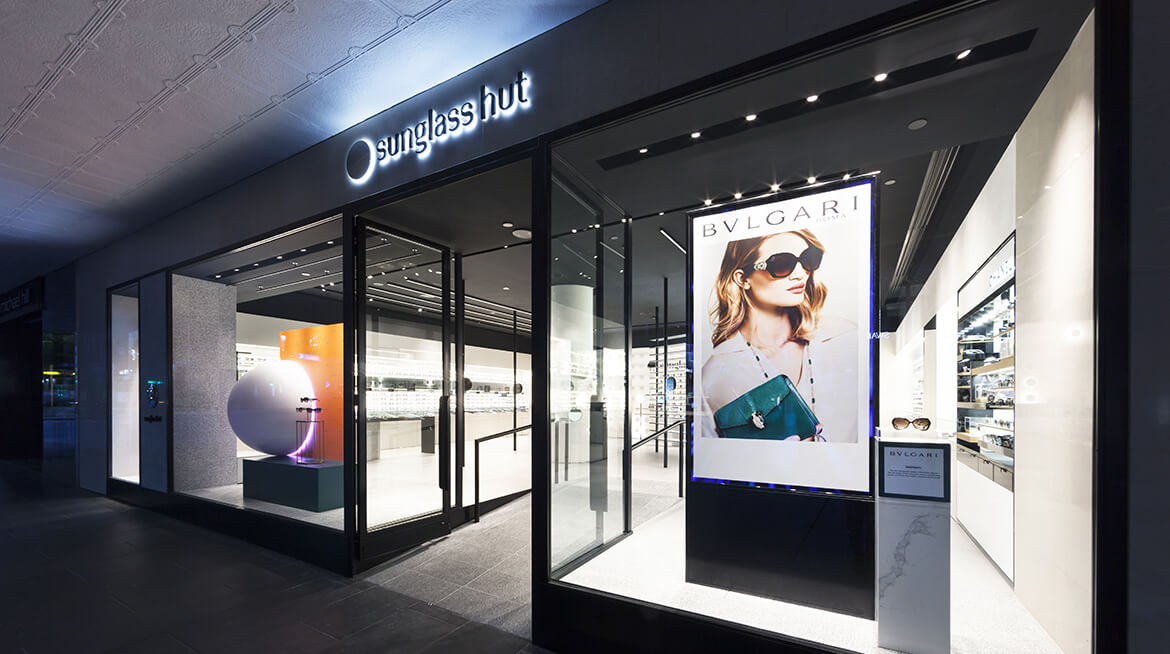 sunglass shop design 6